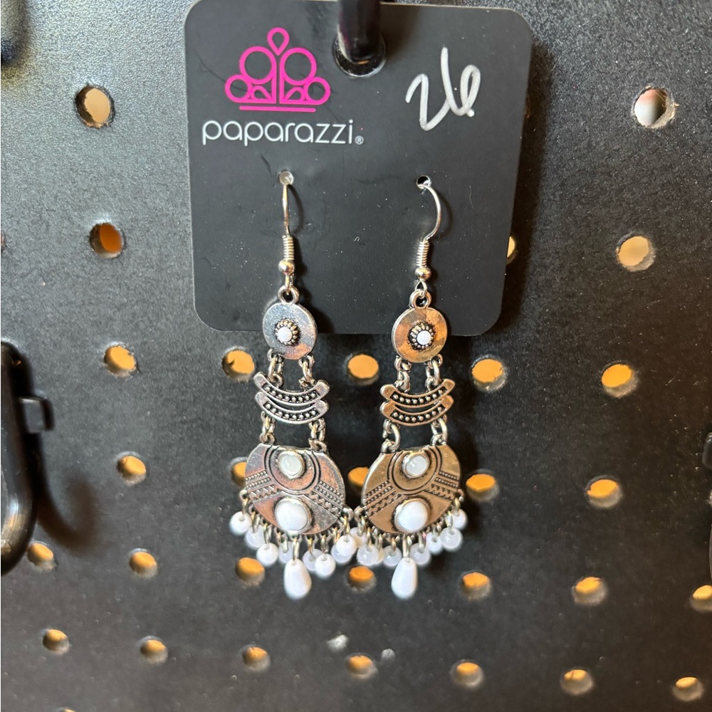 Paparazzi earrings